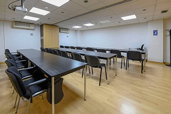 Salas de reuniones formato aula